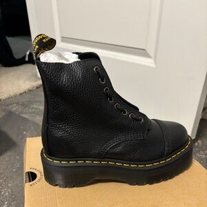 Dr Martens Sinclair- Brand new in box